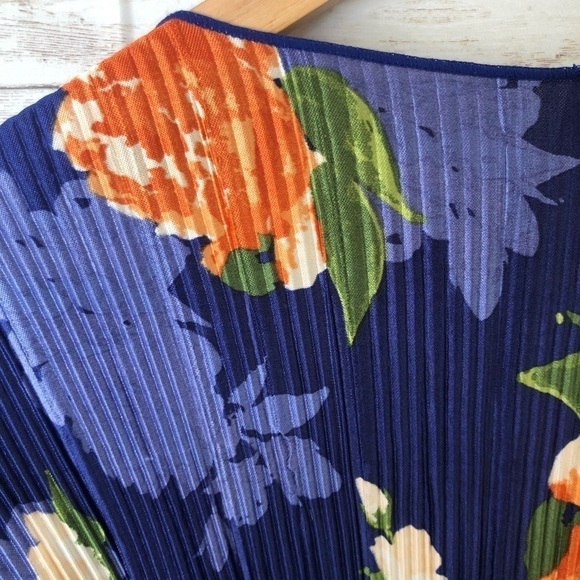 LuLaRoe Cardigans/Sweaters, Size S - Picture 8 of 9